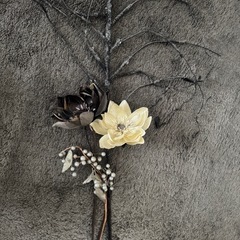 モノトーンカラー造花セットの画像