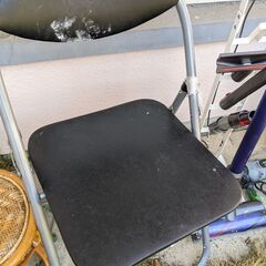 本日五時まで限定品　椅子　スチール製　無料奉仕品の画像