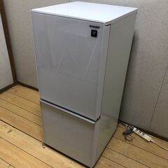  2020年製 中古 SHARP 137L プラズマクラスター ガラスドア＆引き出し取っ手 2ドア冷蔵庫【SJ-GD14F-W】 【糸島市内 送料無料】250730-10の画像