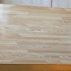小さなテーブル★自宅まで取りに来て頂ける方限定で★
