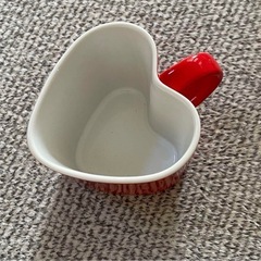 【新品未使用】フライングタイガー マグカップ ハート ハートカップの画像