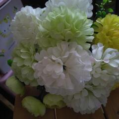 造花の花束　白系の画像