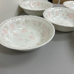 SAINTCHINA　陶器　花柄中鉢 5客 セットの画像
