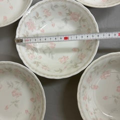 SAINTCHINA　陶器　花柄中鉢 5客 セットの画像