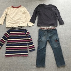 ③サイズ110ミキハウスダブルB 長袖Tシャツ3枚　ジーパン1着セットの画像