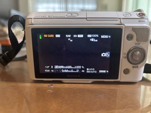 本日最終価格　美品　SONY 一眼レフ NEX-F3 ズームレンズキット