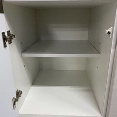 ニトリ キッチンボード ポスティア 幅120 モイス ハイグロスホワイト木目 ソフトクローズ 食器棚 ダイニング 中古家具 店頭引取歓迎 yR9869の画像