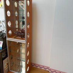 コレクションキャビネット　ガラスキャビネット　ショーケース　ビンテージキャビネッ　飾り棚　コレクションケース　ガラスコレクション収納　強化ガラスケース　フュギィアケース　の画像