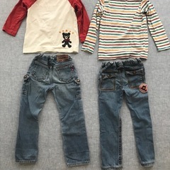 ④サイズ110ミキハウスダブルB 長袖Tシャツ2枚　ジーパン2着　セットの画像