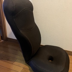 リクライリングの座椅子です。直接取りに来て頂ける方の画像