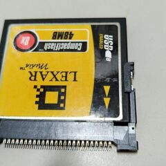 CF(コンパクトフラッシュ)のソケットの画像