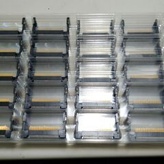 CF(コンパクトフラッシュ)のソケットの画像
