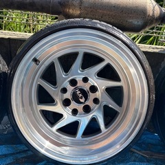 HLK 15インチ 8jの画像