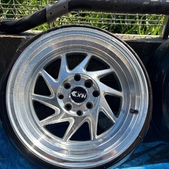 HLK 15インチ 8jの画像