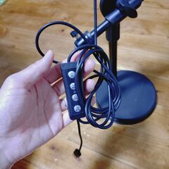 ライト調節可能、スマホスタンド付き、リングライトの画像