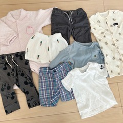60〜70サイズ　子供服　ロンパース　1点50円の画像