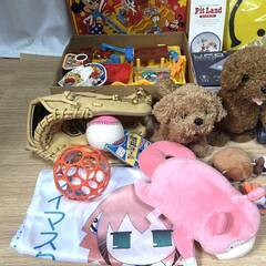 【M859】未検品/おもちゃ/色々まとめ/知育玩具/玩具/Disney/アンパンマン/ぬいぐるみ/グローブ/ボール/ミニカー/積み木など/ジャンクの画像