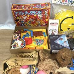 【M859】未検品/おもちゃ/色々まとめ/知育玩具/玩具/Disney/アンパンマン/ぬいぐるみ/グローブ/ボール/ミニカー/積み木など/ジャンクの画像