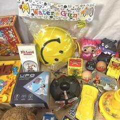 【M859】未検品/おもちゃ/色々まとめ/知育玩具/玩具/Disney/アンパンマン/ぬいぐるみ/グローブ/ボール/ミニカー/積み木など/ジャンクの画像