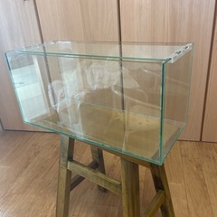 水槽　砂利もお付けしますの画像