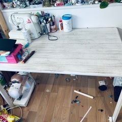 IKEA テーブルの画像