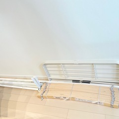 IKEA イケア グリムスブ ベッドフレーム ルーローイ すのこ カインズ ベッドサイドガードセット ホワイト 白の画像