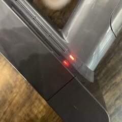 ジャンク ダイソン DC62 コードレスクリーナー 充電器 掃除機の画像