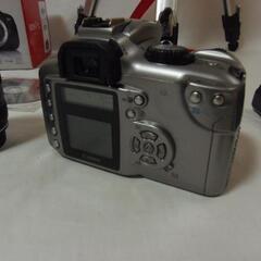 デジタル一眼レフカメラ　CANON　EOS KISS digital＋Wレンズの画像