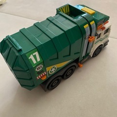 トラックおもちゃの画像