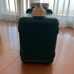 ウォーターサーバー　キャンプグッズの画像