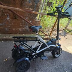 電動三輪スクーター　ピクシド　PXiD　F2-1000  実働車両　原付二種　大阪の画像