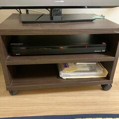 【テレビ棚・キッチン横収納・テーブル お譲りします】の画像
