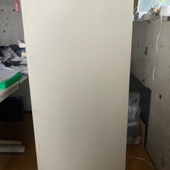 【引き取り内定】縦4段キャビネットの画像