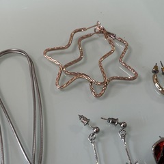 【まとめて13点500円】ピアス　リング　ネックレスなどの画像