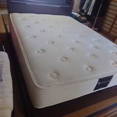 セミダブルベットの画像