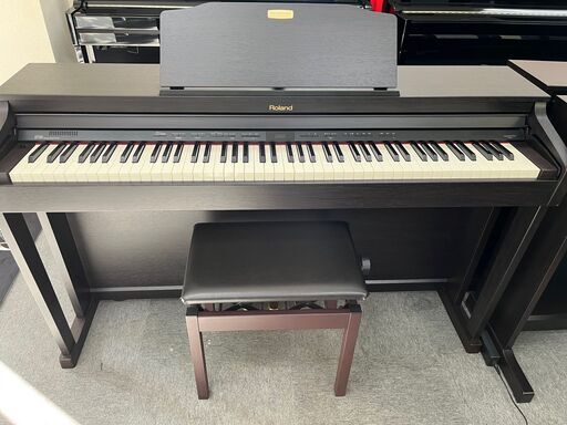 ■Roland HP504■ 高級電子ピアノ■送料込み■ Roland HP504-RWS 2014年製 中古 電子ピアノ 椅子付き