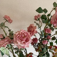 本物のような薔薇の造花　中古の画像