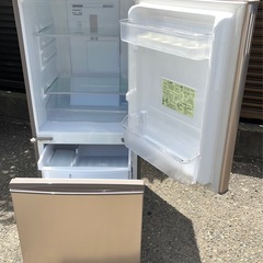 特価 配達設置無料 シャープ 冷凍冷蔵庫 137L  横縞模様 つけかえドア 自動霜取機能付の画像