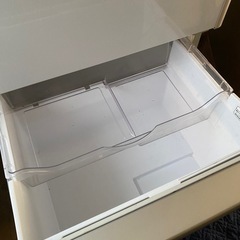 日立　冷蔵庫の画像