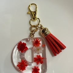 ハンドメイド＊レジンキーホルダー(赤)の画像