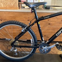 【SALE！8月末まで延長！防犯登録無料！レア！cannondale F500チェーン新品！】アルミフレーム　3×7速　フロントサスペンション付き　26インチMTB マットブラックの画像