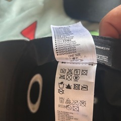 PUMA、NIKE、オークリーのキャップセットの画像