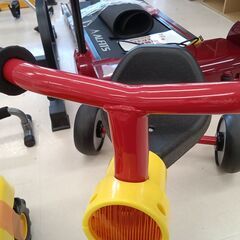 リユースのサカイ栃木店★ジモティ割あり★ 西松屋 三輪車 レッド W65×D43×H52 クリーニング済み TC10014の画像