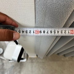 サロンで使用天付けカーテン　ニトリの画像