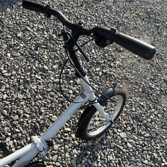 折りたたみ自転車の画像