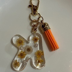 ハンドメイド＊レジンキーホルダー(オレンジ)の画像