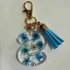 ハンドメイド＊レジンキーホルダー(青)の画像