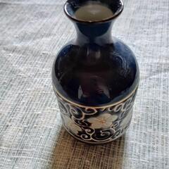有田焼　龍庵窯は語る　最後の一輪挿し2点の画像