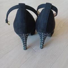 ヒール  Sサイズの画像