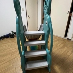 子供用滑り台の画像